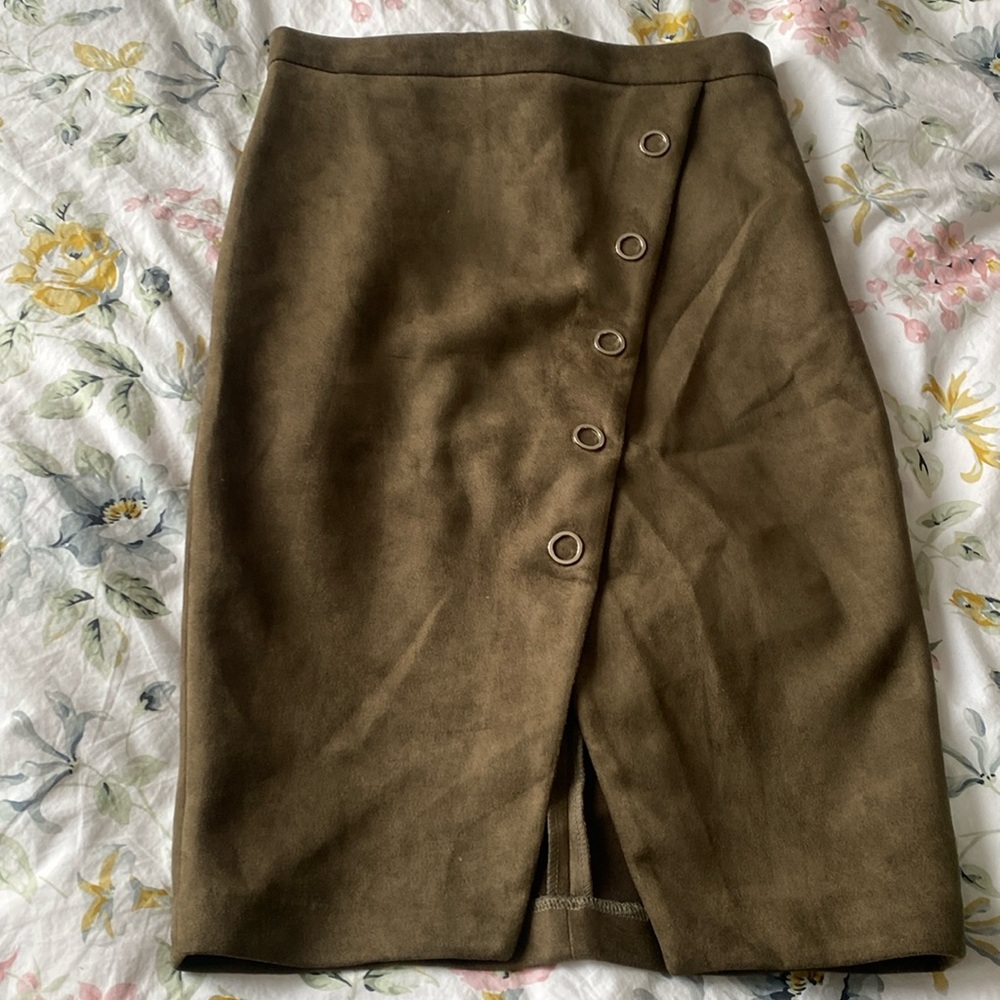 IVIVI Woman’s pencil green shirt